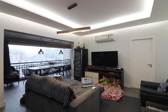 Apartamento à venda com 3 quartos, 118m² em Baeta Neves, São Bernardo do Campo