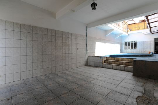 Garagem de casa para alugar com 10 quartos, 470m² em Vila Jundiai, Mogi das Cruzes