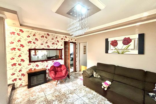 Casa à venda com 4 quartos, 380m² em Vila Guilhermina, São Paulo