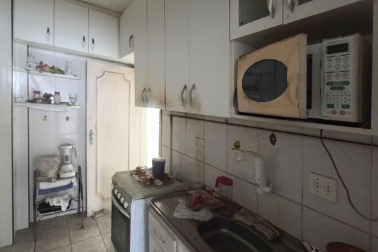 Cozinha de apartamento para alugar com 1 quarto, 102m² em Gonzaga, Santos
