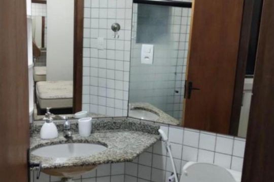 Banheiro de apartamento para alugar com 3 quartos, 80m² em STIEP, Salvador
