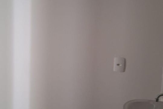 Banheiro social de apartamento à venda com 2 quartos, 48m² em Várzea de Baixo, São Paulo
