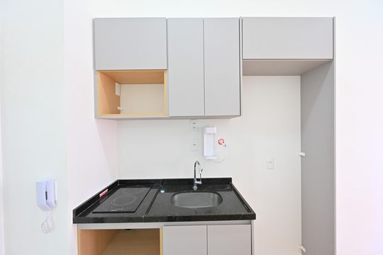Cozinha de apartamento para alugar com 1 quarto, 29m² em Mirandópolis, São Paulo