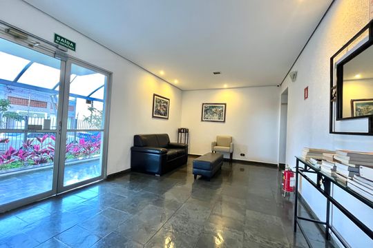 Hall social de apartamento à venda com 2 quartos, 50m² em Vila Paulista, São Paulo