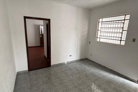 Casa à venda com 2 quartos, 80m² em Parque Santa Madalena, São Paulo