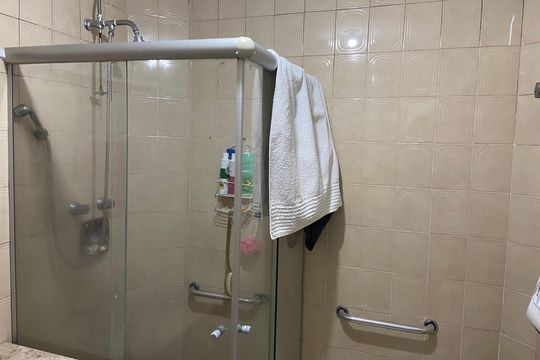 Banheiro 1 de apartamento à venda com 3 quartos, 70m² em Jardim Londrina, São Paulo
