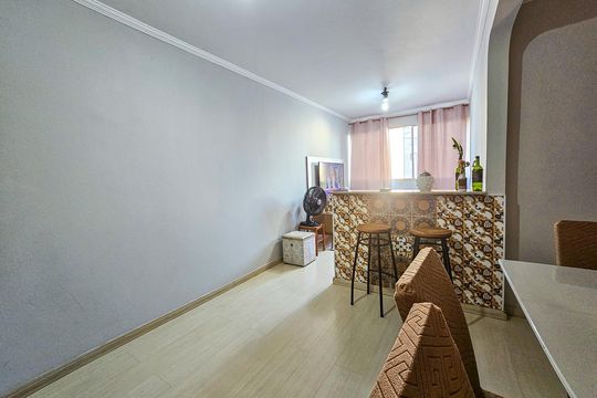 Sala de apartamento para alugar com 3 quartos, 63m² em Jardim Neide, São Paulo