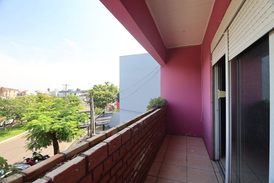 Sacada de apartamento para alugar com 2 quartos, 100m² em Igara, Canoas