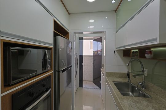 Apartamento à venda com 3 quartos, 102m² em Fernão Dias, Belo Horizonte