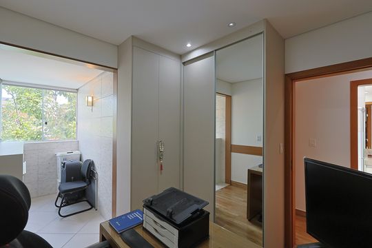 Apartamento à venda com 3 quartos, 102m² em Fernão Dias, Belo Horizonte