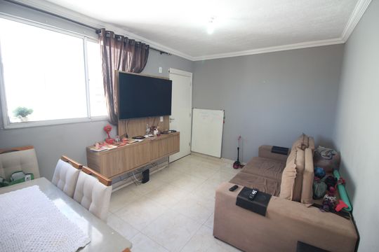 Sala de apartamento à venda com 2 quartos, 44m² em Diamante, Contagem