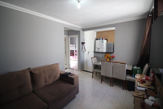 Apartamento à venda com 2 quartos, 44m² em Diamante, Contagem