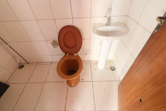 Banheiro 4 de casa à venda com 5 quartos, 311m² em Jardim das Flores, Osasco