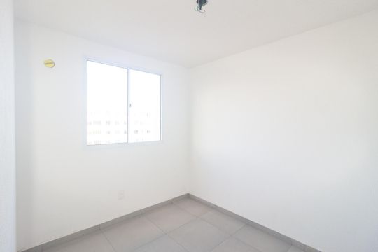 Quarto 2 de apartamento para alugar com 2 quartos, 41m² em Guaratiba, Rio de Janeiro