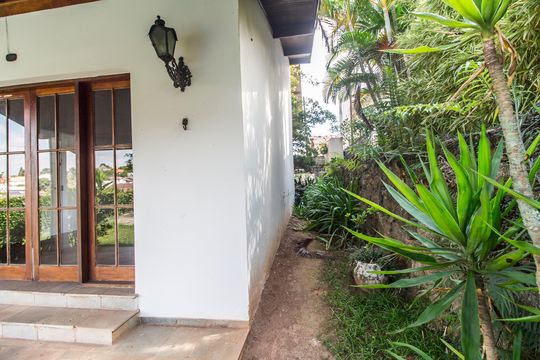 Varanda de casa de condomínio para alugar com 4 quartos, 490m² em Alphaville, Santana de Parnaíba