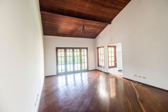 Casa de Condomínio para alugar com 4 quartos, 490m² em Alphaville, Santana de Parnaíba