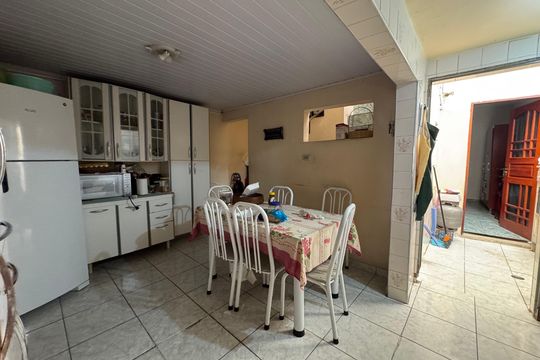Cozinha de casa à venda com 3 quartos, 150m² em Cipava, Osasco