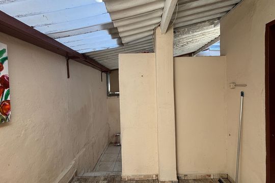 Área de Serviço de casa para alugar com 1 quarto, 75m² em Silveira, Santo André