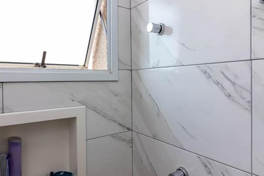 Banheiro da Suíte de apartamento à venda com 2 quartos, 60m² em Jardim Pereira Leite, São Paulo