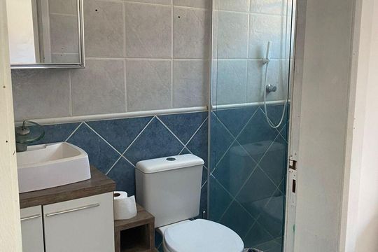 Banheiro de apartamento para alugar com 2 quartos, 56m² em Vila Brasilia, Aparecida de Goiânia