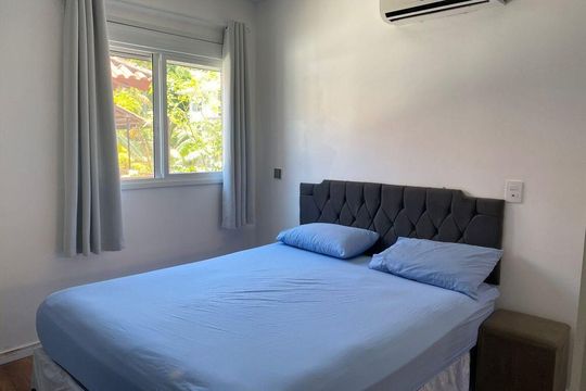 Quarto de apartamento para alugar com 2 quartos, 56m² em Vila Brasilia, Aparecida de Goiânia