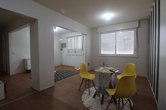 Sala de apartamento à venda com 2 quartos, 93m² em Centro, Canoas
