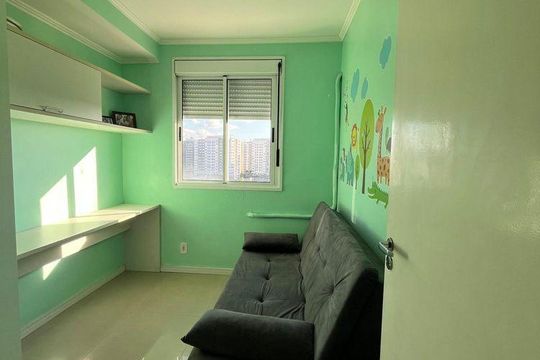 Quarto 1 de apartamento para alugar com 2 quartos, 85m² em São Sebastião, Porto Alegre