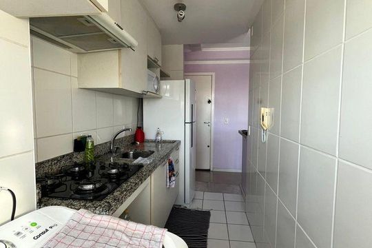 Cozinha de apartamento para alugar com 2 quartos, 85m² em São Sebastião, Porto Alegre