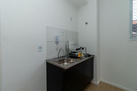 Cozinha de apartamento à venda com 1 quarto, 24m² em Santa Cecilia, São Paulo