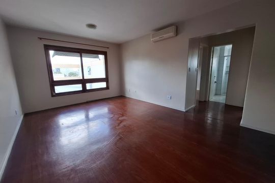 Sala de apartamento à venda com 2 quartos, 80m² em Morro do Espelho, São Leopoldo