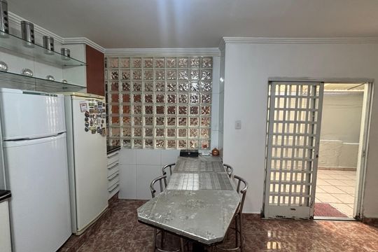 Cozinha de casa à venda com 3 quartos, 220m² em Vila América, Santo André