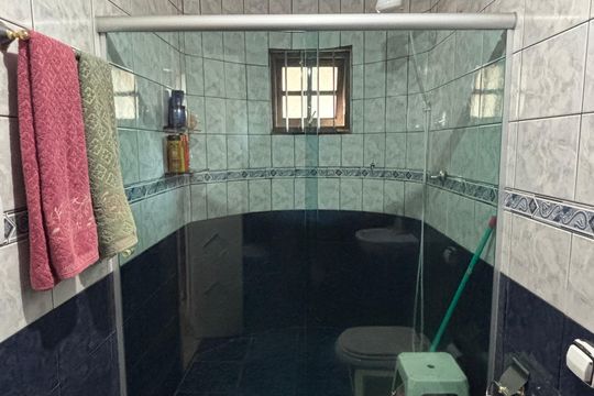 Banheiro da Suíte de casa à venda com 3 quartos, 220m² em Vila América, Santo André