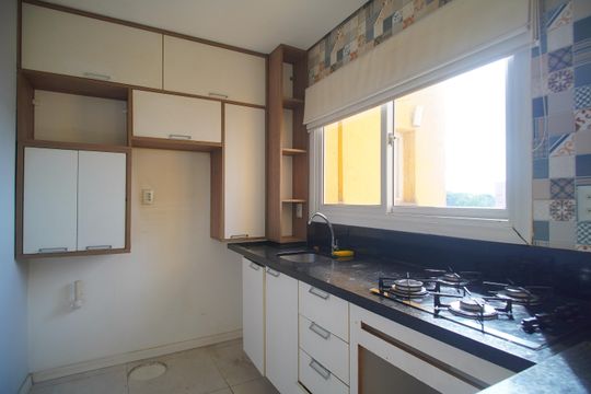 Cozinha de kitnet/studio para alugar com 1 quarto, 30m² em Centro, São Leopoldo