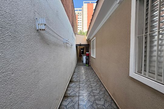Quintal de casa à venda com 3 quartos, 178m² em Jardim Imperador (zona Leste), São Paulo