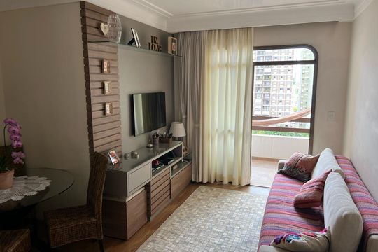 Apartamento à venda com 1 quarto, 60m² em Cambuí, Campinas