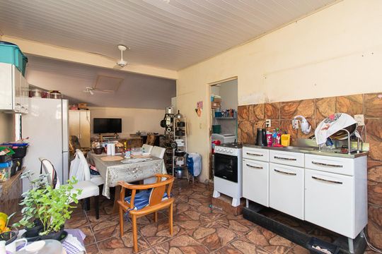 Cozinha de casa à venda com 2 quartos, 170m² em Belém Velho, Porto Alegre