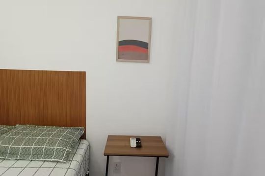Sala / Quarto de apartamento para alugar com 1 quarto, 24m² em Sumarezinho, São Paulo