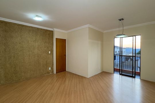 Apartamento à venda com 3 quartos, 65m² em Vila das Belezas, São Paulo