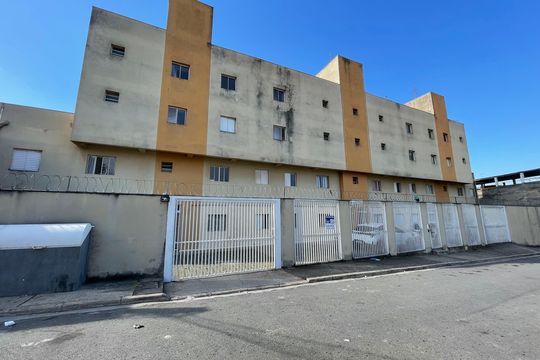 Fachada de apartamento à venda com 2 quartos, 52m² em Jardim do Campo, São Paulo