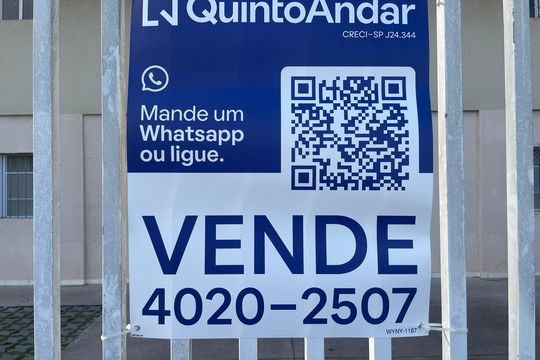 Placa  de apartamento à venda com 2 quartos, 52m² em Jardim do Campo, São Paulo