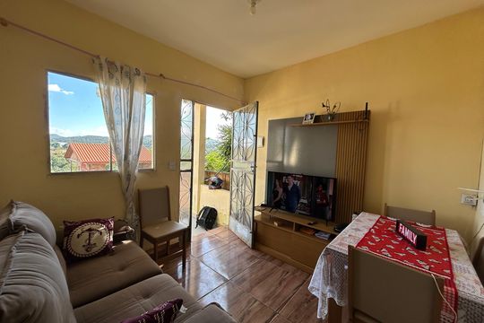 Casa à venda com 3 quartos, 262m² em Estâncias Imperiais, Contagem