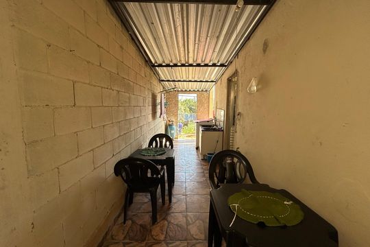 Casa à venda com 3 quartos, 262m² em Estâncias Imperiais, Contagem