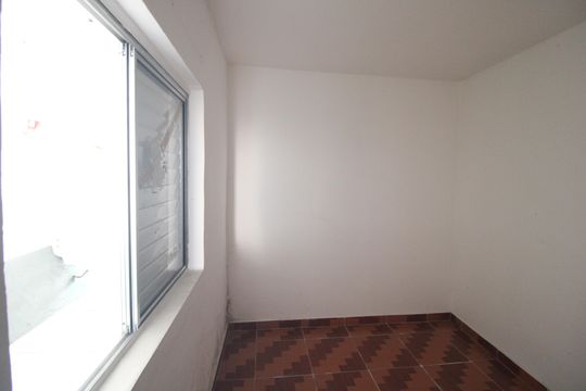 Quarto 1 de casa para alugar com 2 quartos, 125m² em Jardim Jabaquara, São Paulo