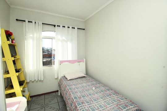 Quarto 2 de casa para alugar com 3 quartos, 250m² em Vila Palmares, Santo André
