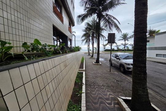 Fachada de apartamento para alugar com 2 quartos, 80m² em Vila Caiçara, Praia Grande