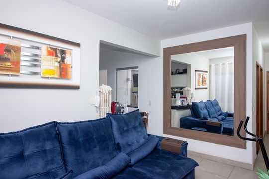 Casa à venda com 3 quartos, 103m² em Nacional, Contagem