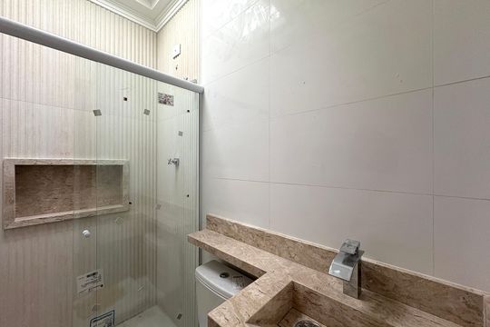 Banheiro da Suíte 1 de casa à venda com 3 quartos, 150m² em Jardim Felicidade (zona Oeste), São Paulo