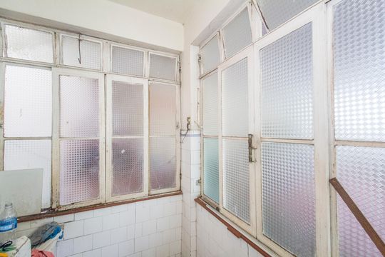 Cozinha e Área de Serviço de casa à venda com 2 quartos, 140m² em Realengo, Rio de Janeiro