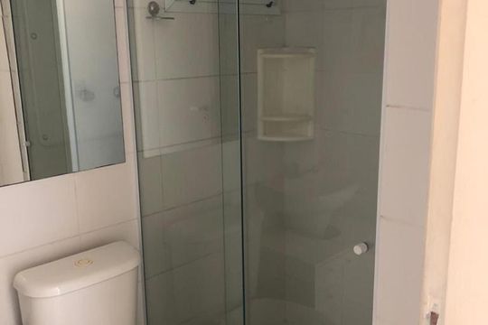 Banheiro de apartamento à venda com 2 quartos, 60m² em Jacarepaguá, Rio de Janeiro