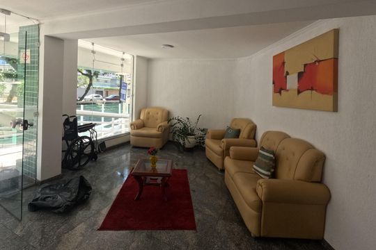 Área Comum - Hall de Entrada de apartamento para alugar com 2 quartos, 96m² em Ponta da Praia, Santos
